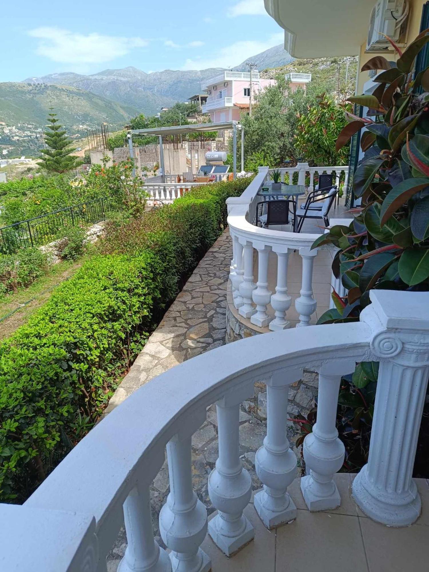 Lovely View Apartments Himarë Exterior foto