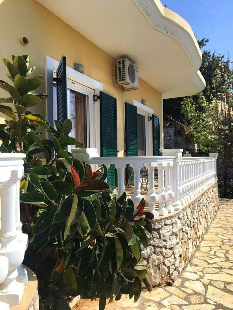 Lovely View Apartments Himarë Exterior foto